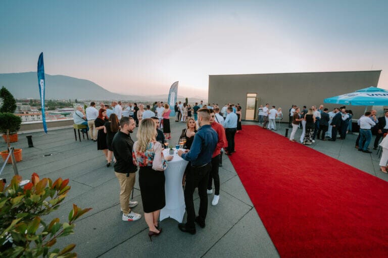 Fotografisanje i snimanje poslovnog event-a